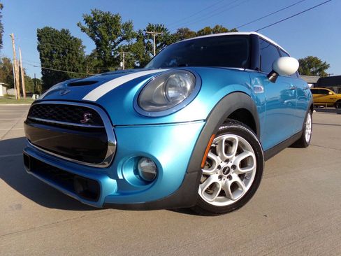 Used 2015 MINI Cooper S image 8