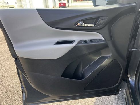 Used 2019 Chevrolet Equinox LT image 15