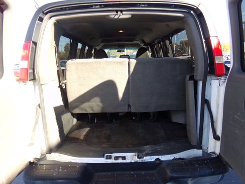 Used 2012 Chevrolet Express 3500 LT w/ LT Preferred Equipment Group RWD image 33