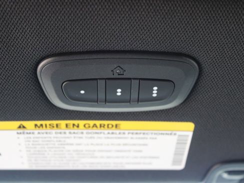 New 2026 Chrysler Pacifica Select image 21