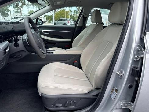 Certified 2025 Hyundai Sonata SEL FWD image 18