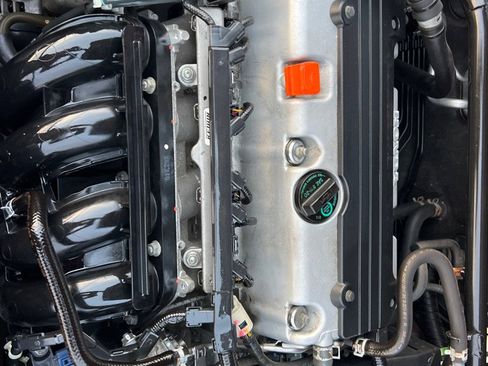 Used 2010 Honda Accord EX-L image 48