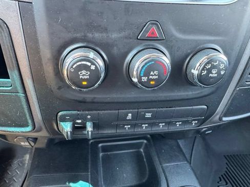 Used 2018 RAM 2500 Tradesman w/ Chrome Appearance Group AWD/4WD image 22