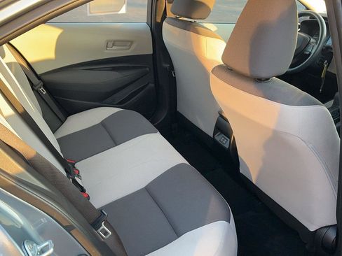 Used 2023 Toyota Corolla LE w/ Carpet Mat Package (TMS) image 31