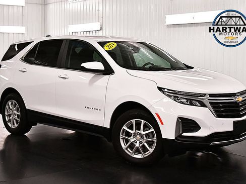 Used 2024 Chevrolet Equinox LT FWD image 1