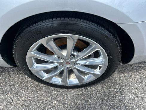 Used 2013 Cadillac XTS Premium AWD/4WD image 11