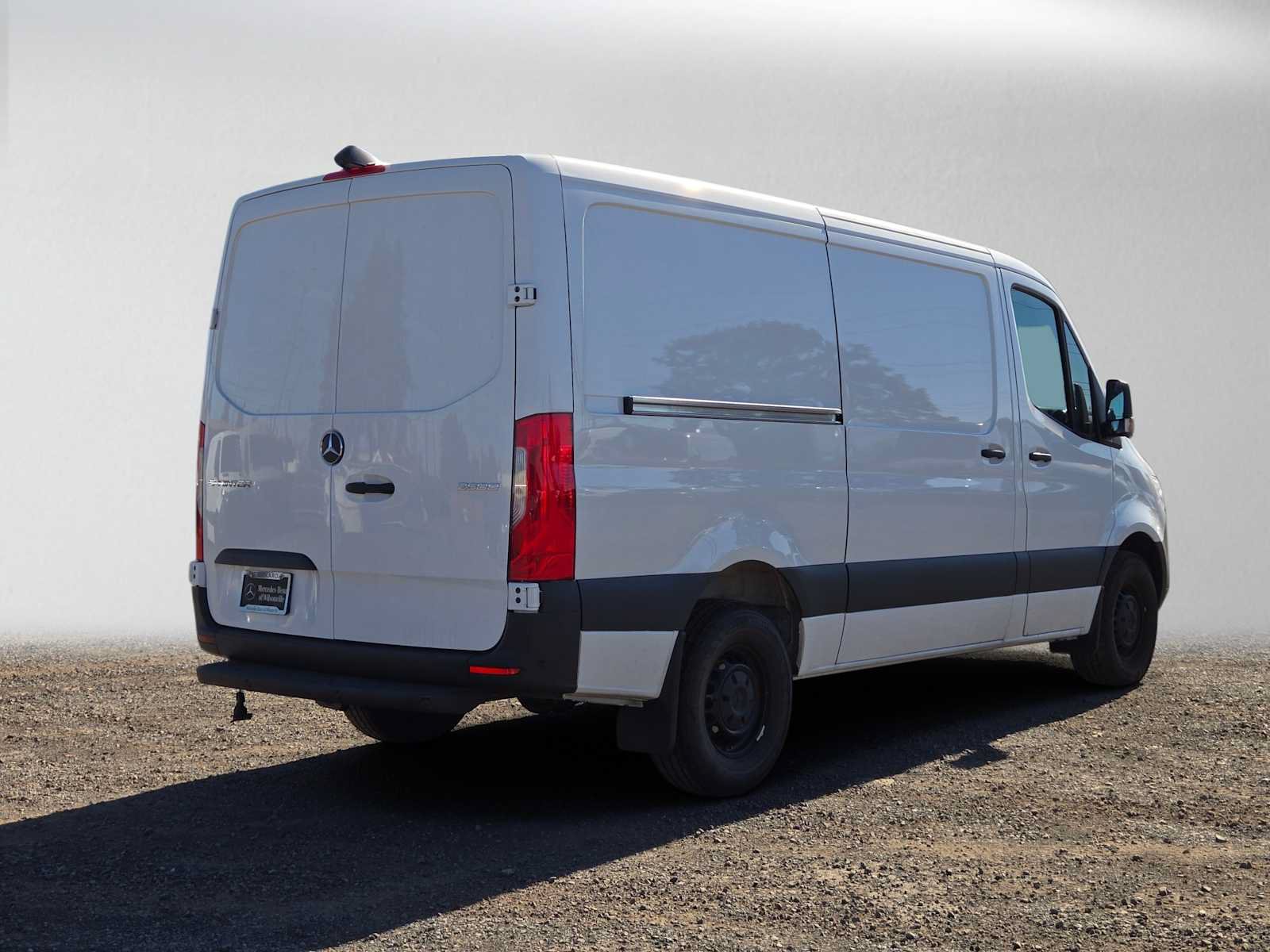Used 2026 Mercedes-Benz Sprinter 2500 image 3