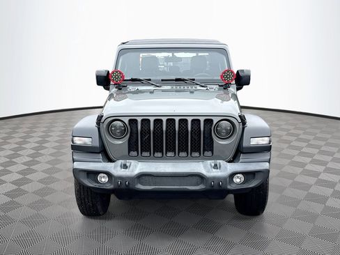 Used 2022 Jeep Gladiator Sport image 2