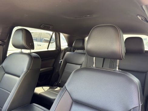 Certified 2023 Volkswagen Atlas Cross Sport SE w/ Black Wheel Package image 12