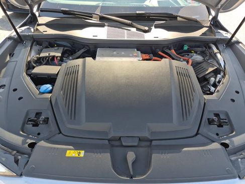 Used 2022 Audi e-tron Prestige AWD/4WD image 12