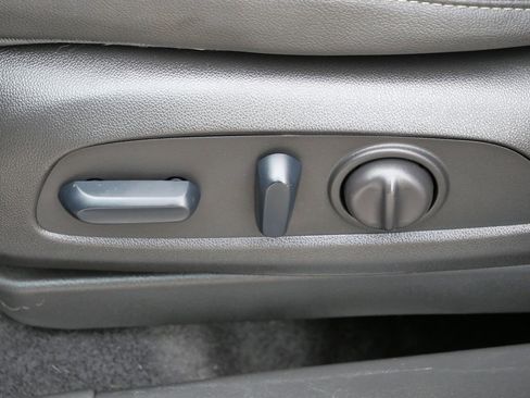 Used 2023 Buick Encore GX Preferred w/ Cold Weather Comfort Package FWD image 33