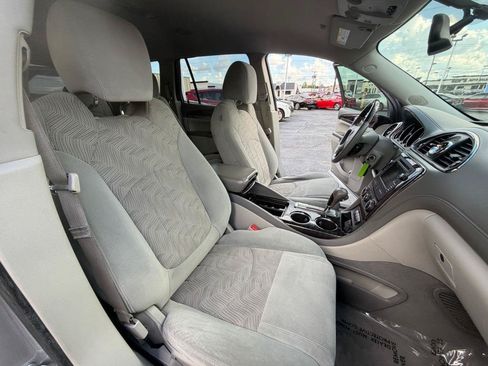 Used 2015 Buick Enclave Convenience FWD image 30