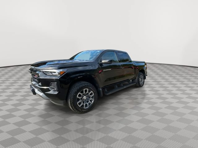 Used 2024 Chevrolet Colorado Z71 w/ Z71 Convenience Package 2 AWD/4WD image 4