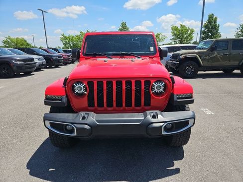 Used 2021 Jeep Gladiator Sport AWD/4WD image 2