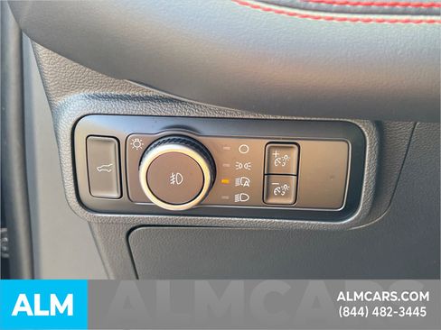 Used 2025 Ford Explorer ST image 28