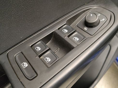 Used 2023 Volkswagen Taos S w/ Driver Assistance Package image 27