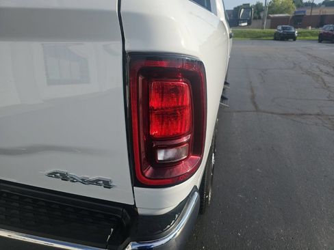 Used 2025 RAM 2500 Big Horn AWD/4WD image 6
