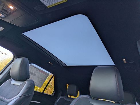 New 2026 Ford Explorer ST w/ Sun And Sound Package image 17