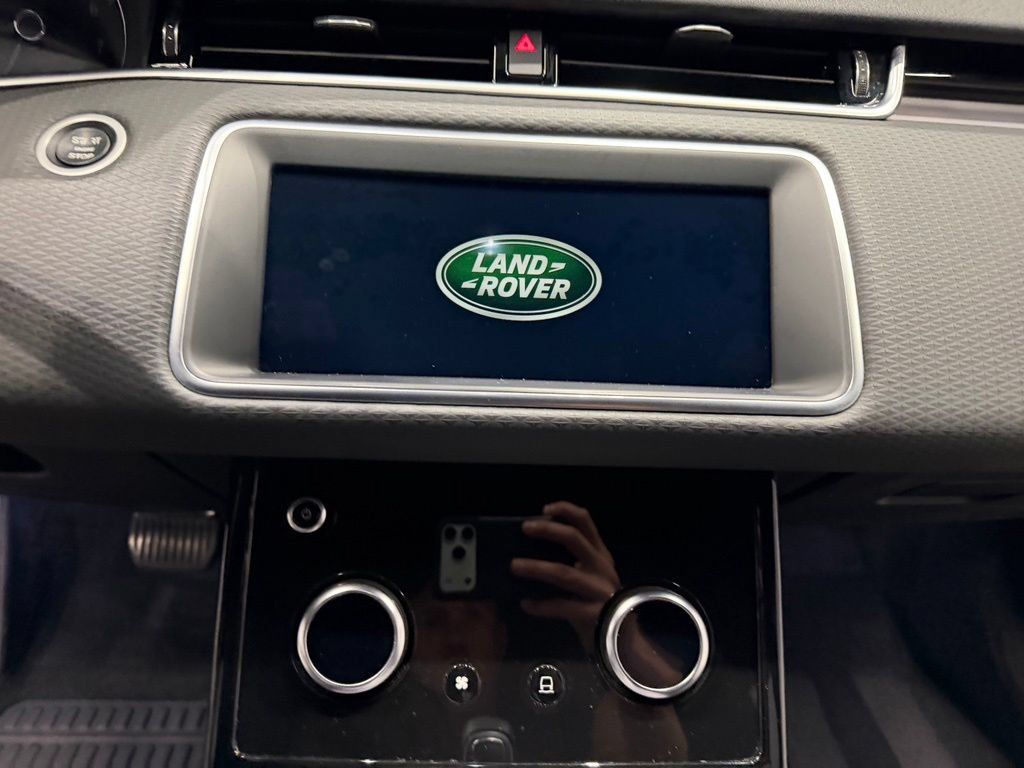 Used 2020 Land Rover Range Rover Evoque S AWD/4WD image 34