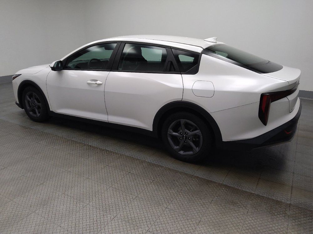 Used 2025 Kia K4 FWD image 3
