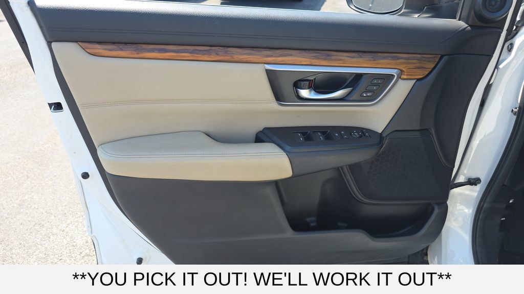 Used 2018 Honda CR-V Touring image 10