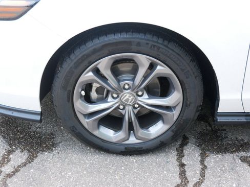 Used 2024 Honda Accord EX image 8