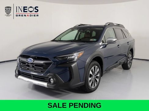 Used 2025 Subaru Outback Touring XT AWD/4WD image 1