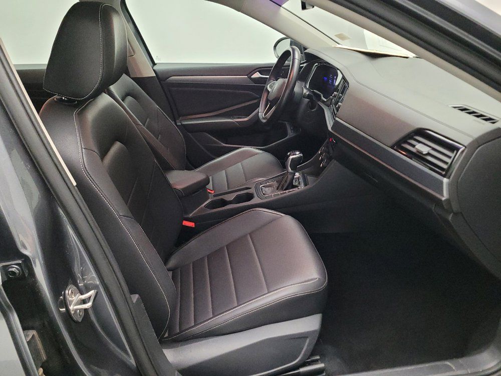 Used 2023 Volkswagen Jetta SE FWD image 21