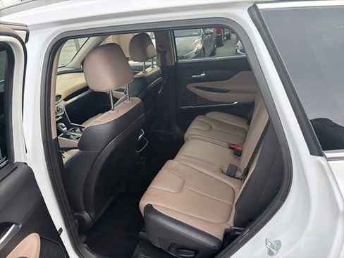 Used 2019 Hyundai Santa Fe Limited image 17