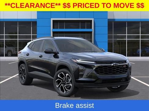 New 2026 Chevrolet Trax RS w/ Driver Confidence Package FWD image 8