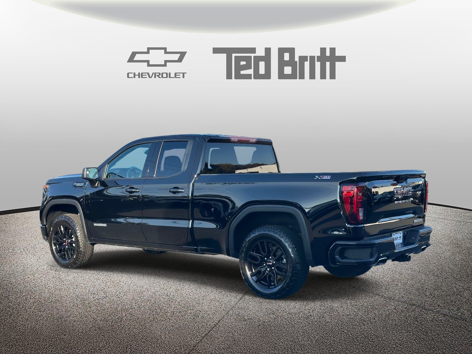 Used 2023 GMC Sierra 1500 Elevation AWD/4WD image 6