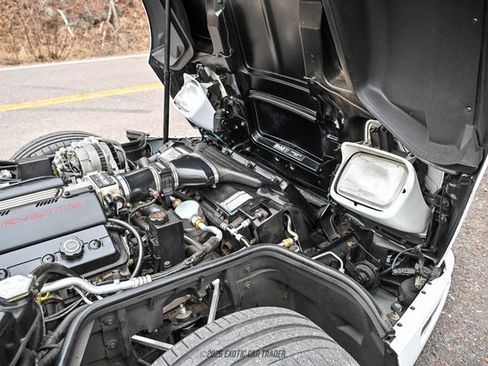Used 1995 Chevrolet Corvette Coupe RWD image 31