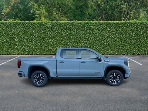 Used 2025 GMC Sierra 1500 AT4 w/ AT4 Premium Package image 2