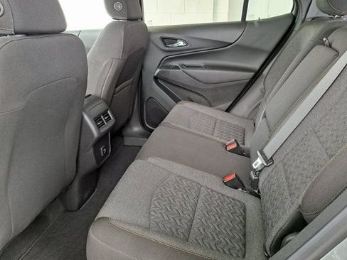 Used 2024 Chevrolet Equinox LT FWD image 28
