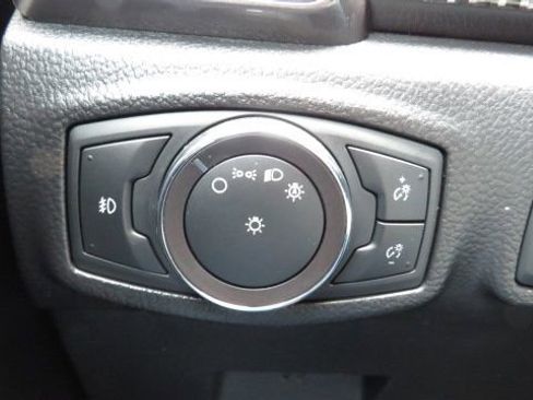 Certified 2019 Ford Ranger Lariat w/ Equipment Group 501A Mid image 25