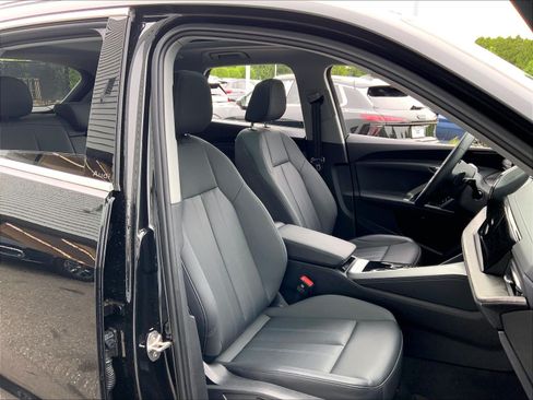 Used 2025 Audi Q5 Premium w/ Convenience Package AWD/4WD image 6