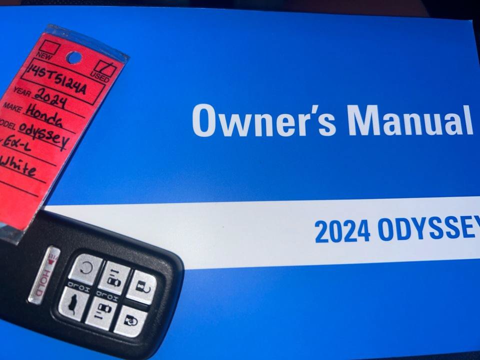 Certified 2024 Honda Odyssey EX-L image 38