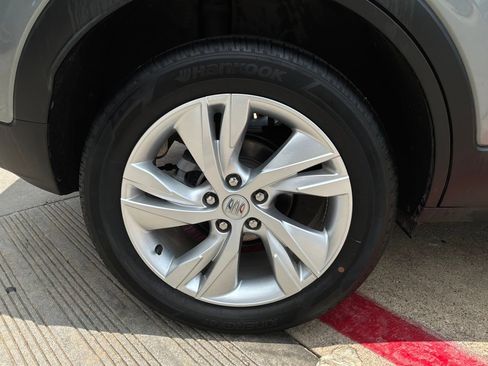 Used 2025 Buick Encore GX Preferred FWD image 9
