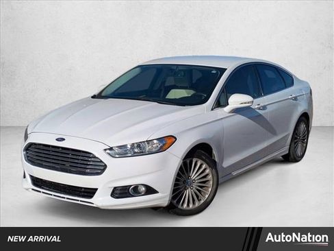 Used 2015 Ford Fusion Titanium image 1
