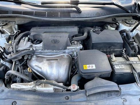 Used 2017 Toyota Camry SE FWD image 21