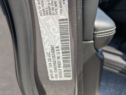 New 2025 Jeep Grand Cherokee Altitude image 34