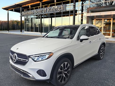 New 2026 Mercedes-Benz GLC 350e GLC 350e image 1