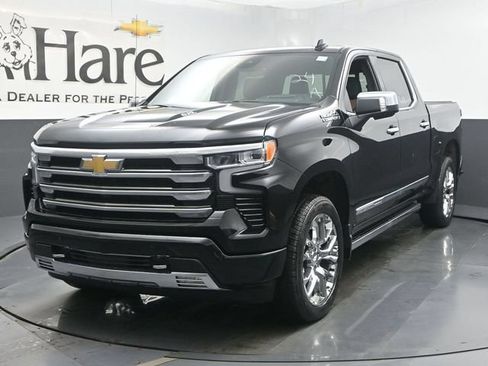 New 2026 Chevrolet Silverado 1500 High Country AWD/4WD image 12