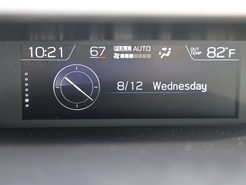 Certified 2023 Subaru Forester Premium AWD/4WD image 34