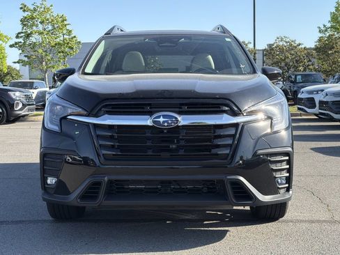 Used 2024 Subaru Ascent Limited w/ Technology Package AWD/4WD image 8