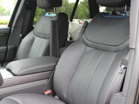 New 2026 Land Rover Range Rover SE AWD/4WD image 8