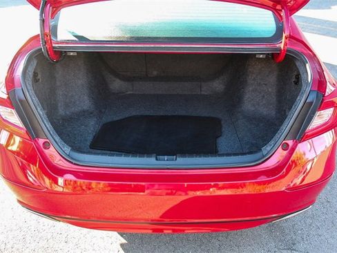 Used 2020 Honda Accord Sport image 39