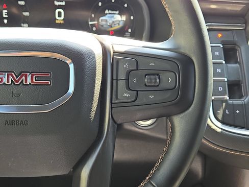 Used 2023 GMC Yukon AT4 w/ AT4 Premium Plus Package AWD/4WD image 21