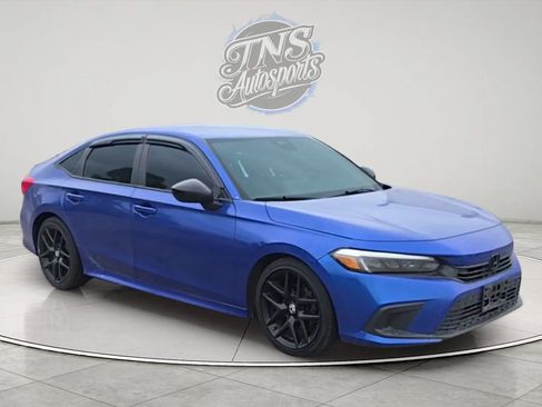 Used 2022 Honda Civic Sport image 3