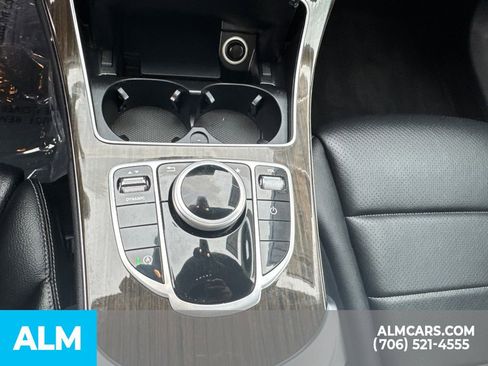 Used 2017 Mercedes-Benz C 300 4MATIC Sedan image 24
